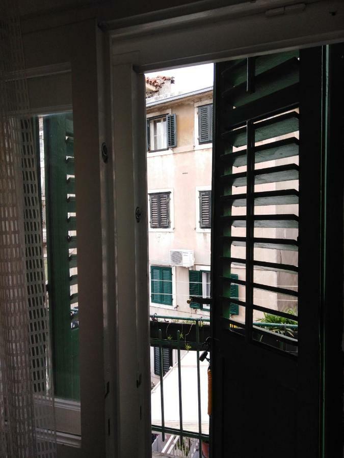 Apartments Antonia Сплит Экстерьер фото